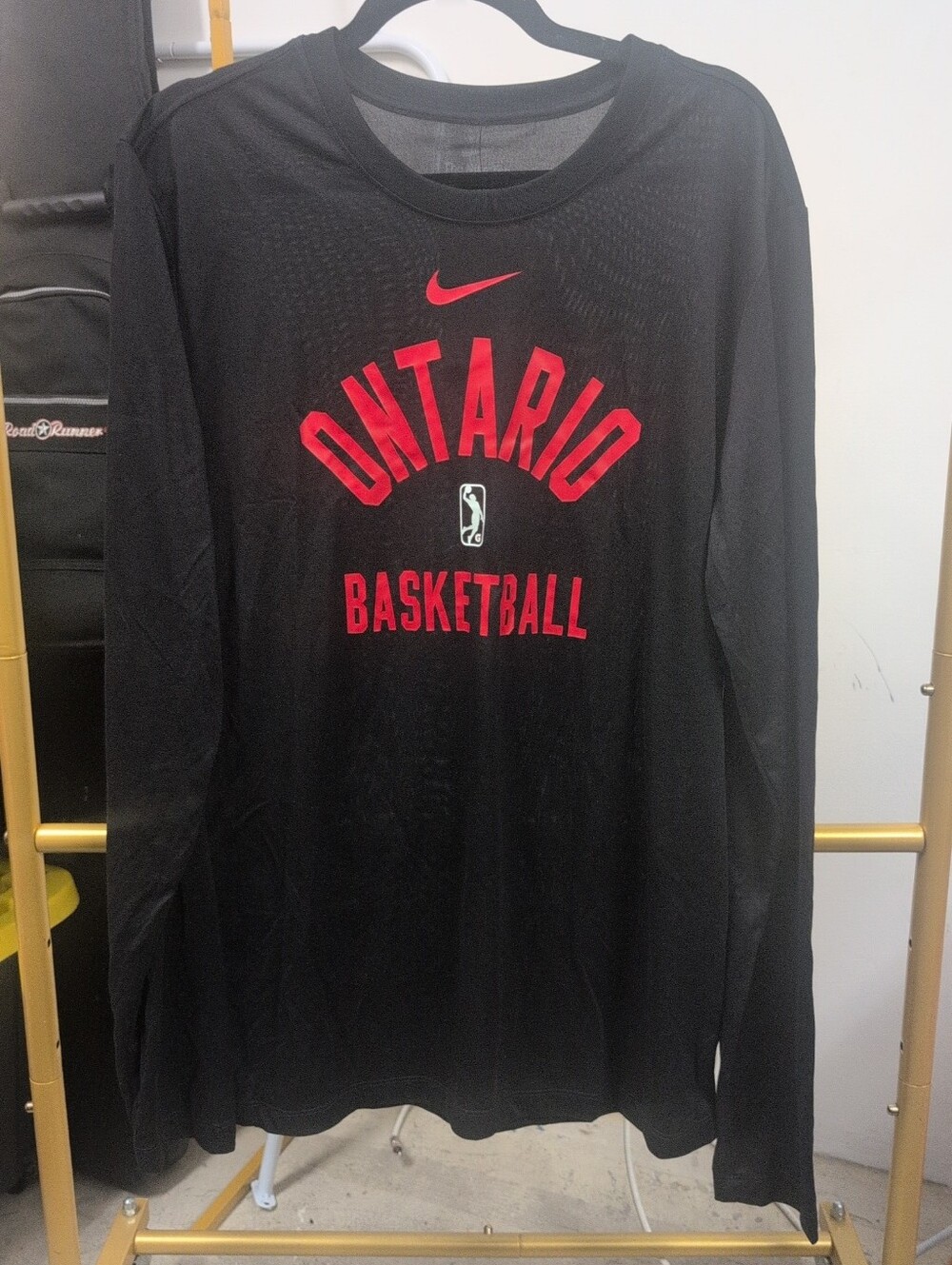 Men's Nike Ontario Clipper Basketball G League Long Sleeve Tee Size Large NWT - Picture 2 of 4